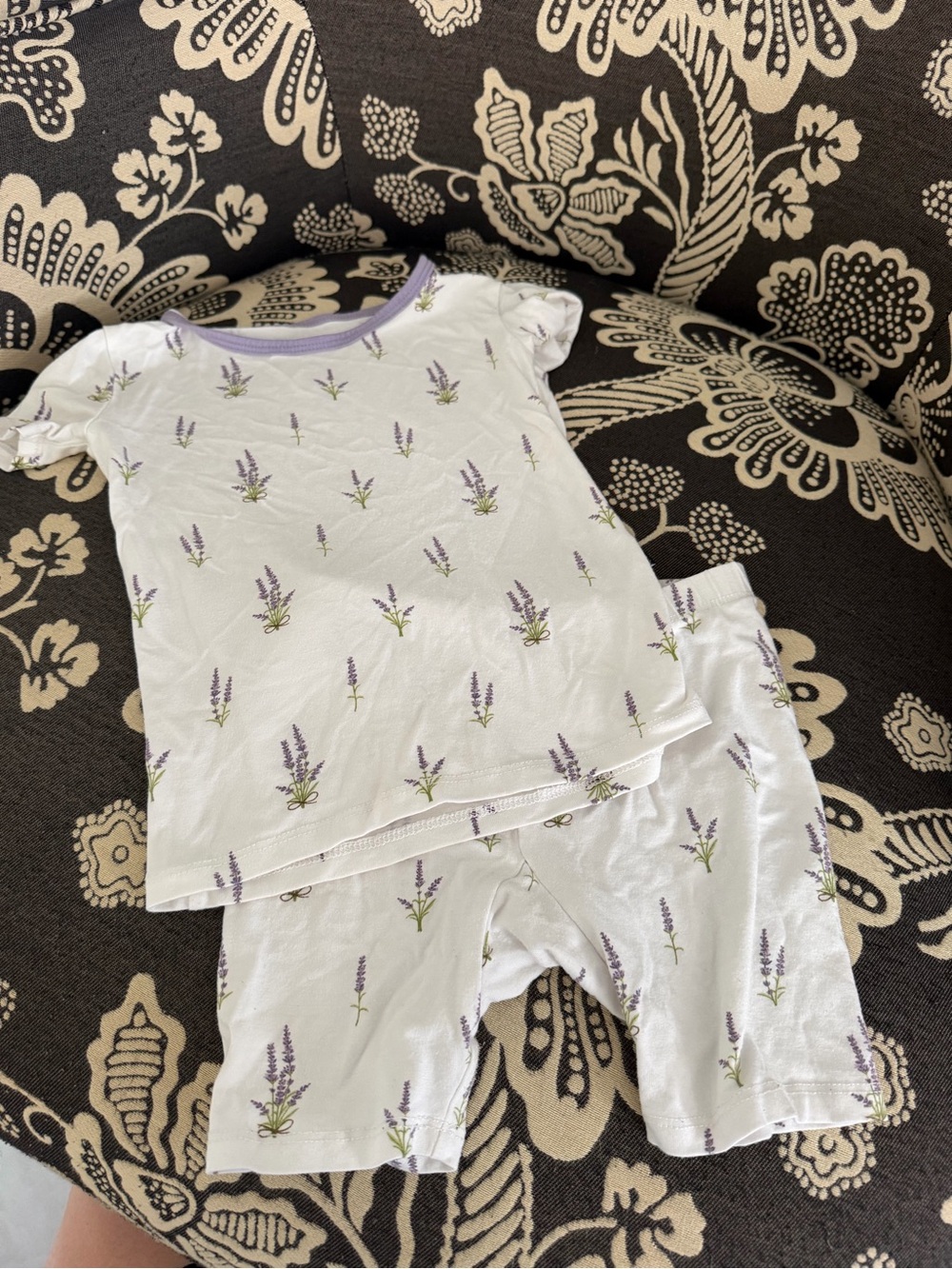 Kyte BABY White Pajama Set with Lavender Sprig Print and Purple Trim
